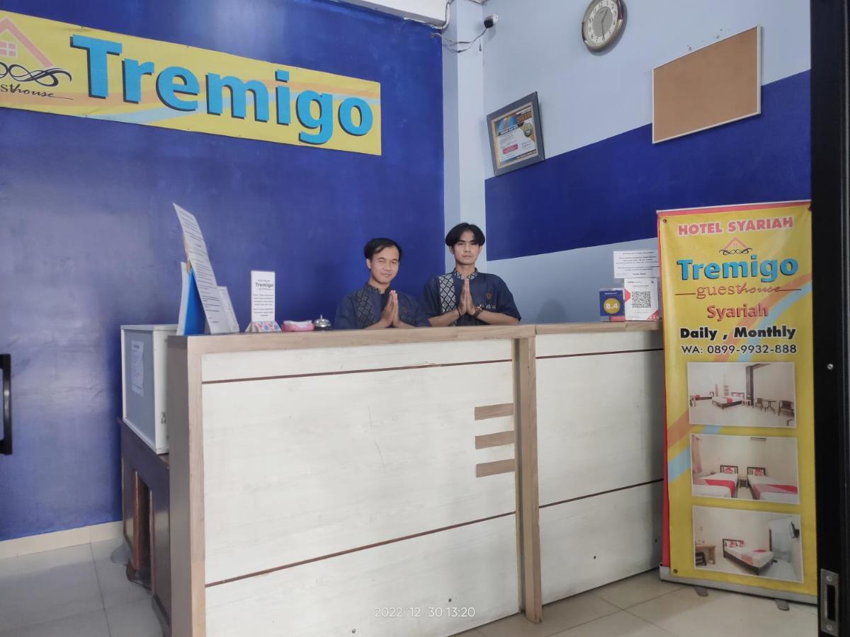 Hotel Syariah Tremigo Guesthouse Cirebon Exteriör bild