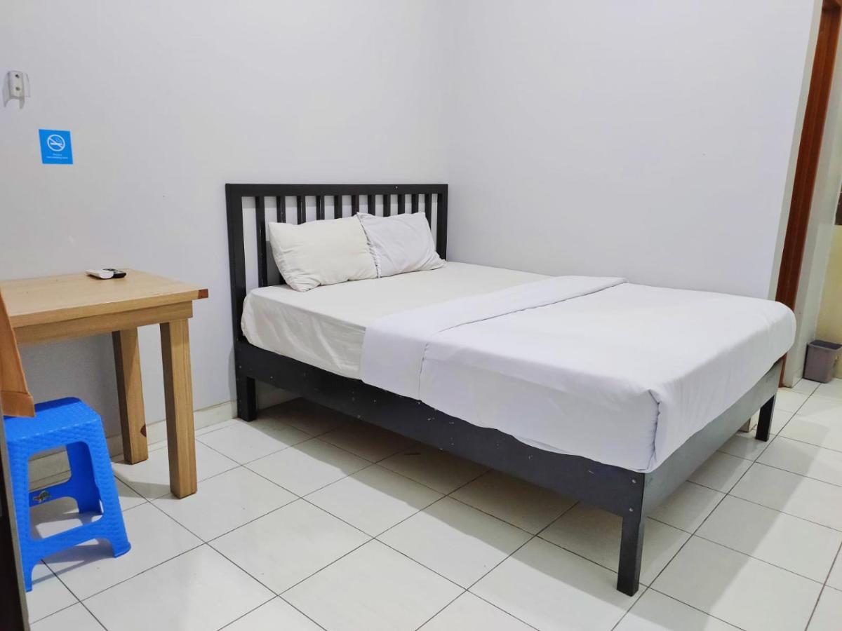 Hotel Syariah Tremigo Guesthouse Cirebon Exteriör bild