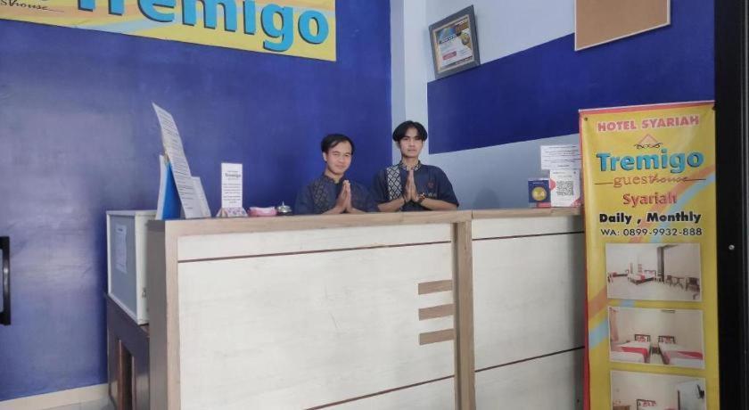 Hotel Syariah Tremigo Guesthouse Cirebon Exteriör bild