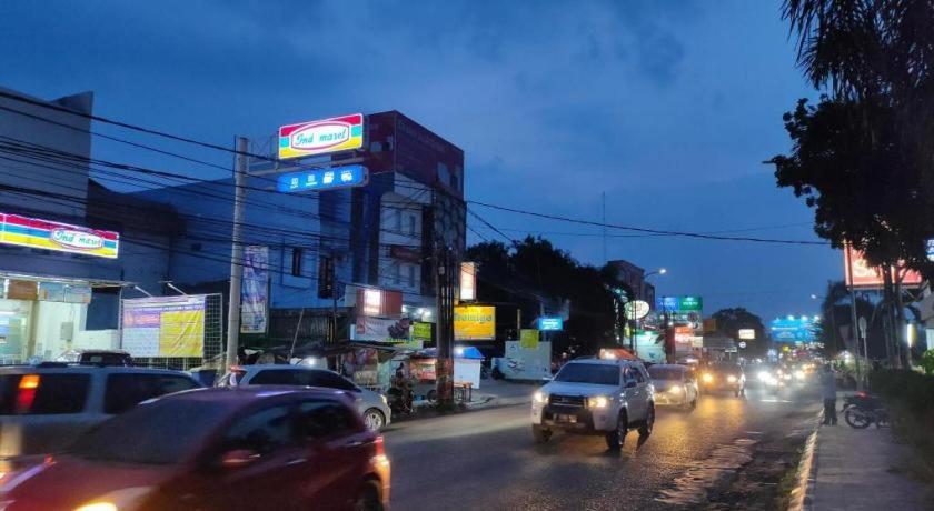 Hotel Syariah Tremigo Guesthouse Cirebon Exteriör bild