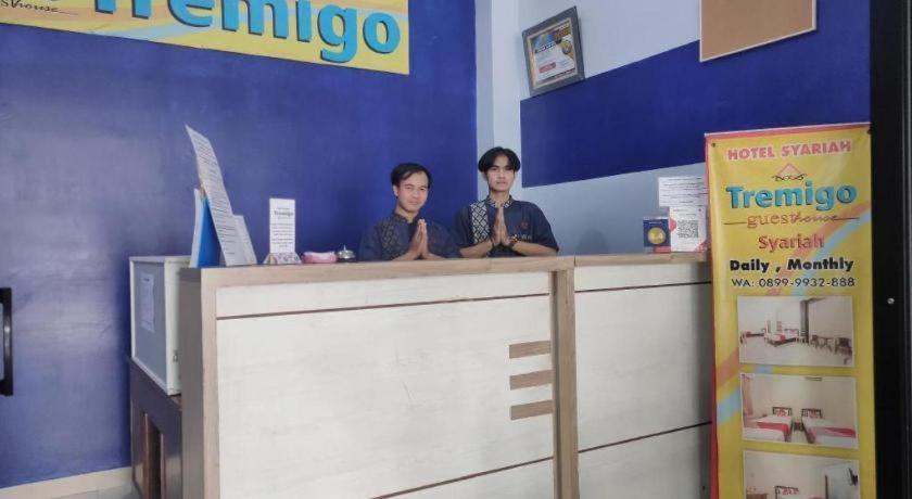 Hotel Syariah Tremigo Guesthouse Cirebon Exteriör bild